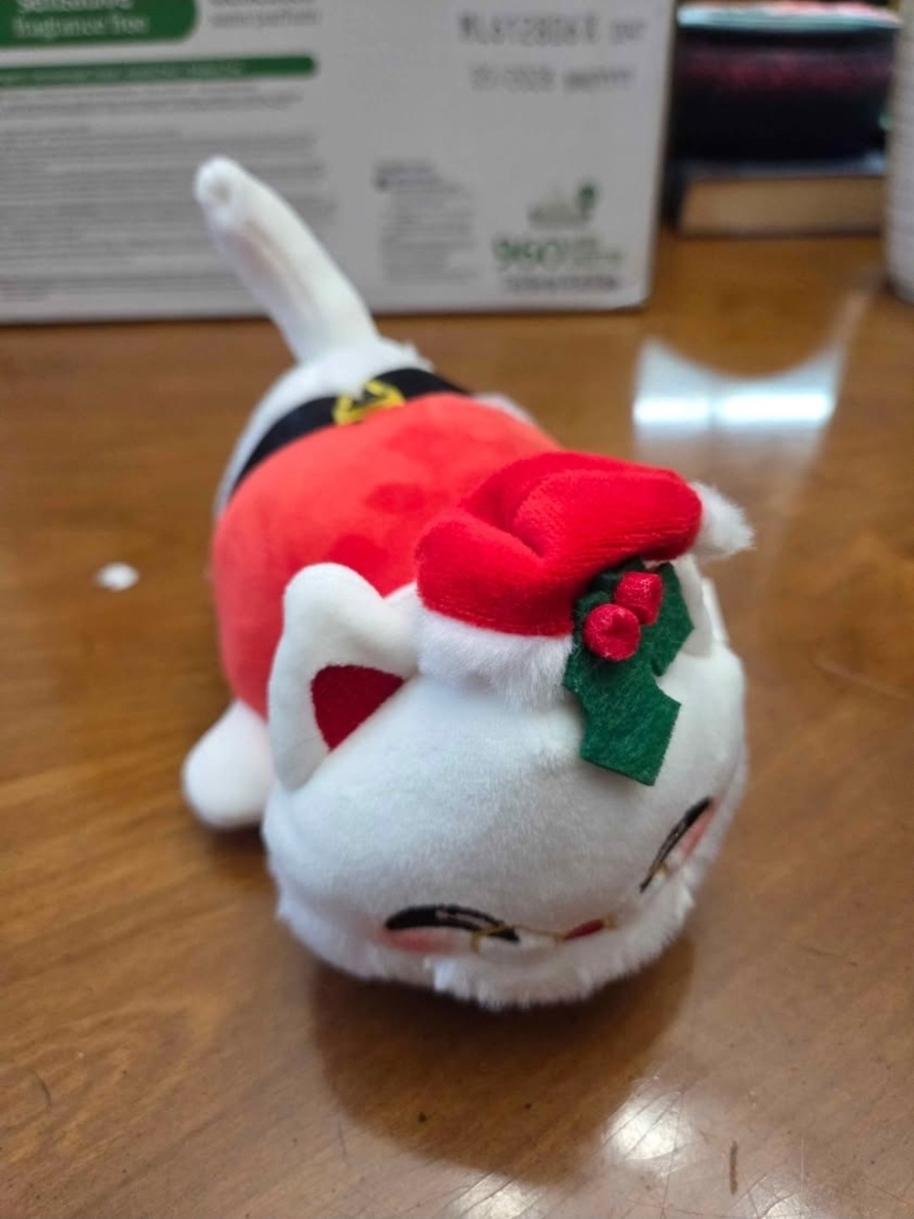 Christmas/Santa Aphmau Meemeow Plush